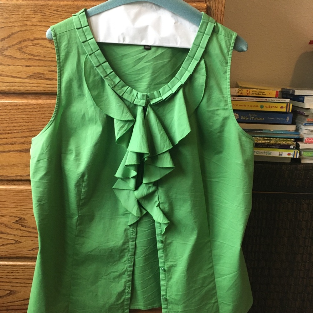 The Limited Green Sleeveless Top